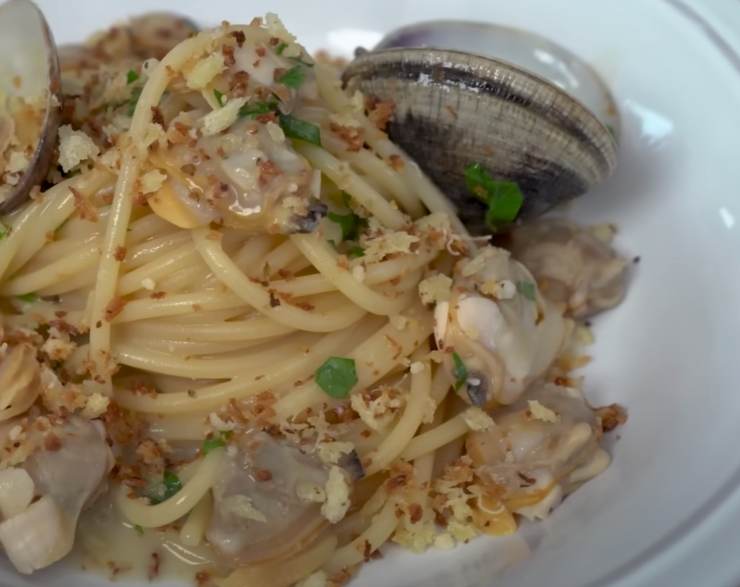 Bruno Barbieri e spaghetti alle vongole